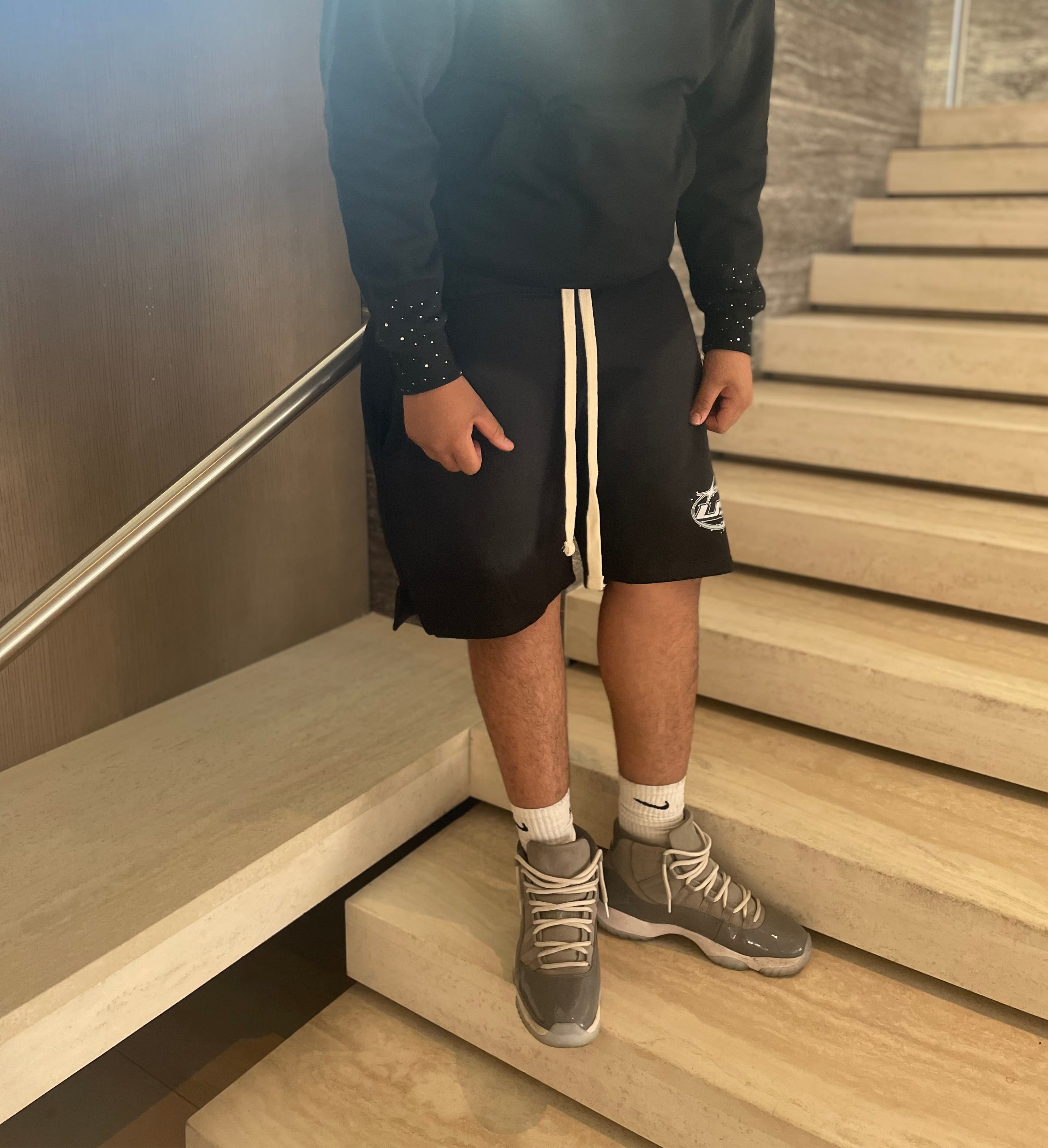 BLACK “THE STORY” SHORTS